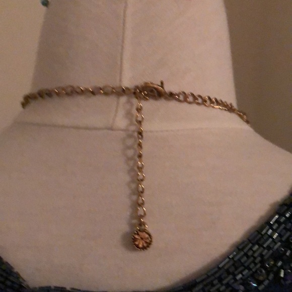 Austrian Crystal Necklace Set - Picture 5 of 5